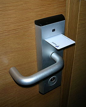 prix serrure bricard